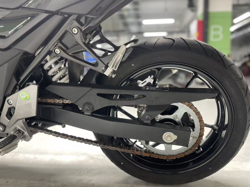 二手豪爵铃木GSX250R