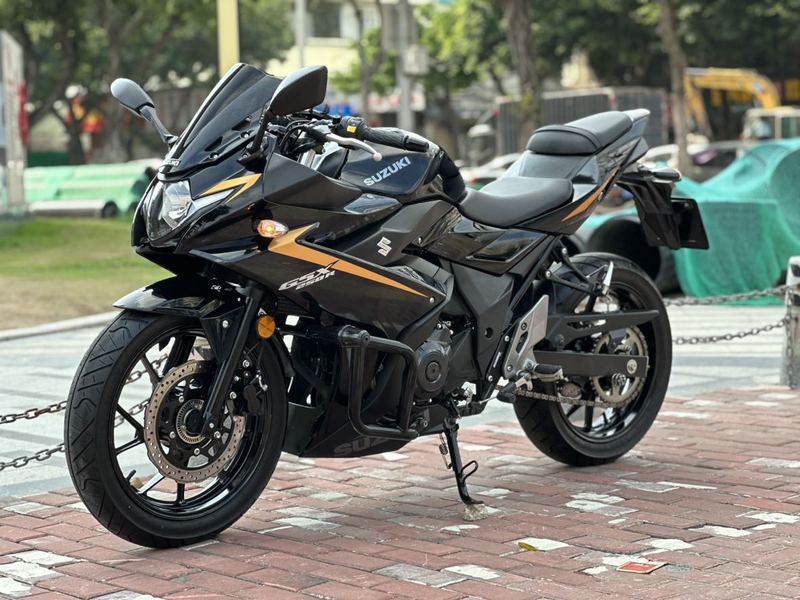 二手豪爵铃木GSX250R