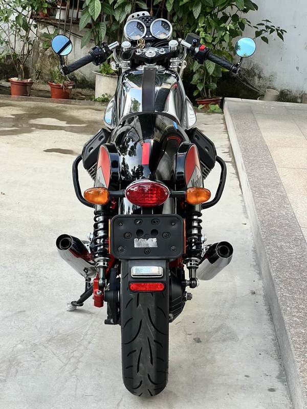 二手摩托古兹V7