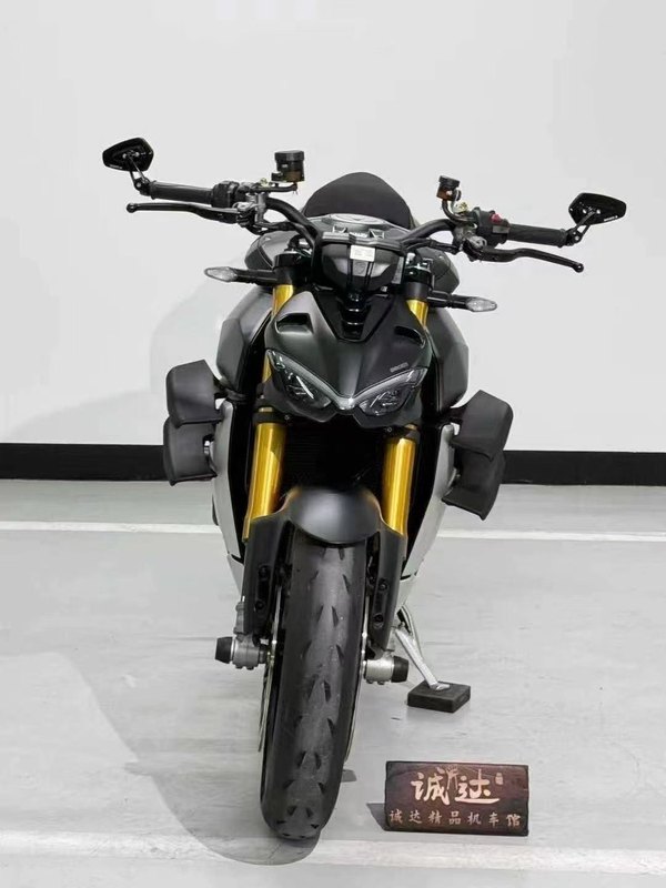 二手杜卡迪Street Fighter V4