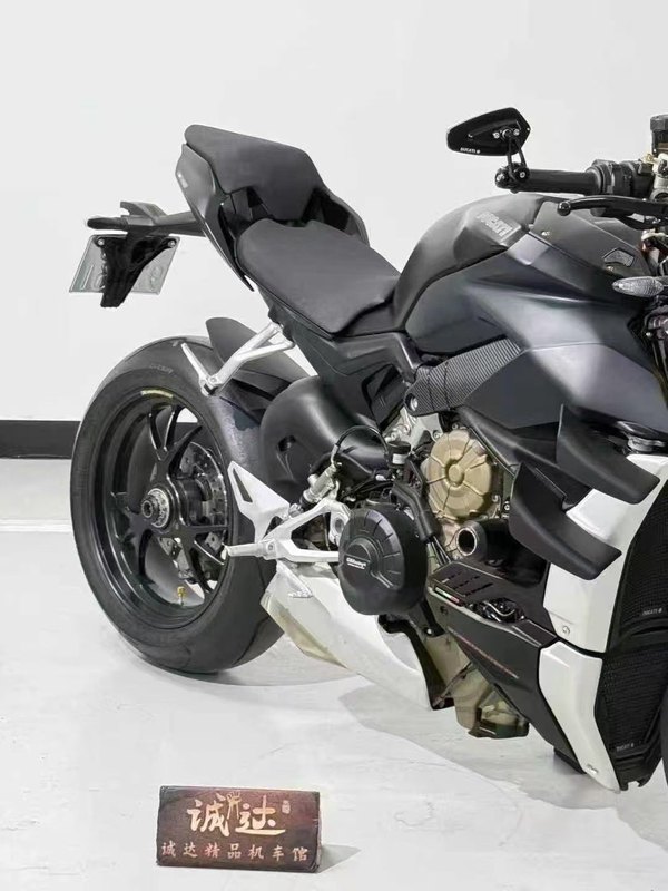 二手杜卡迪Street Fighter V4