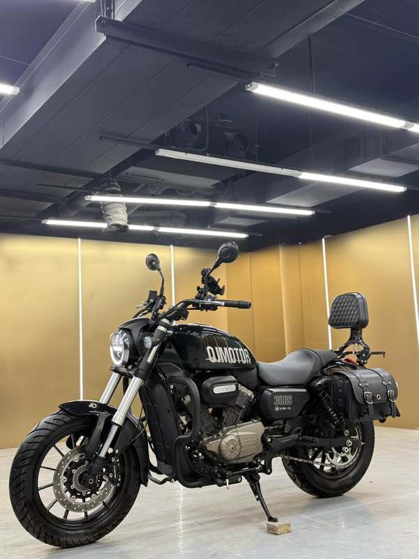 二手QJMOTOR闪300