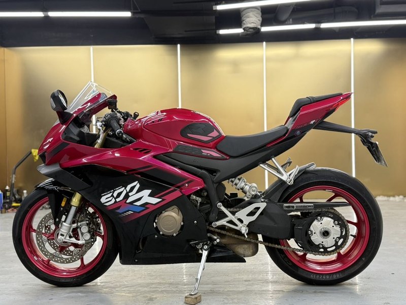 二手张雪机车500RR