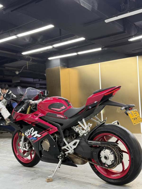 二手张雪机车500RR