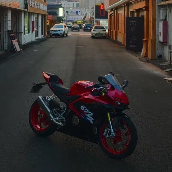 二手张雪机车500RR