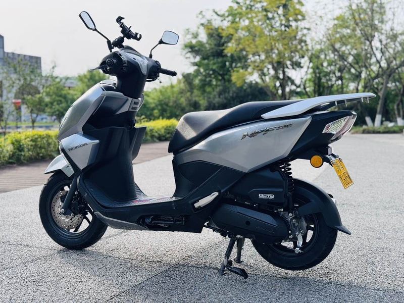 二手五羊本田NPF125