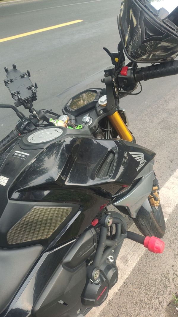 二手五羊本田CB190R 暴锋眼