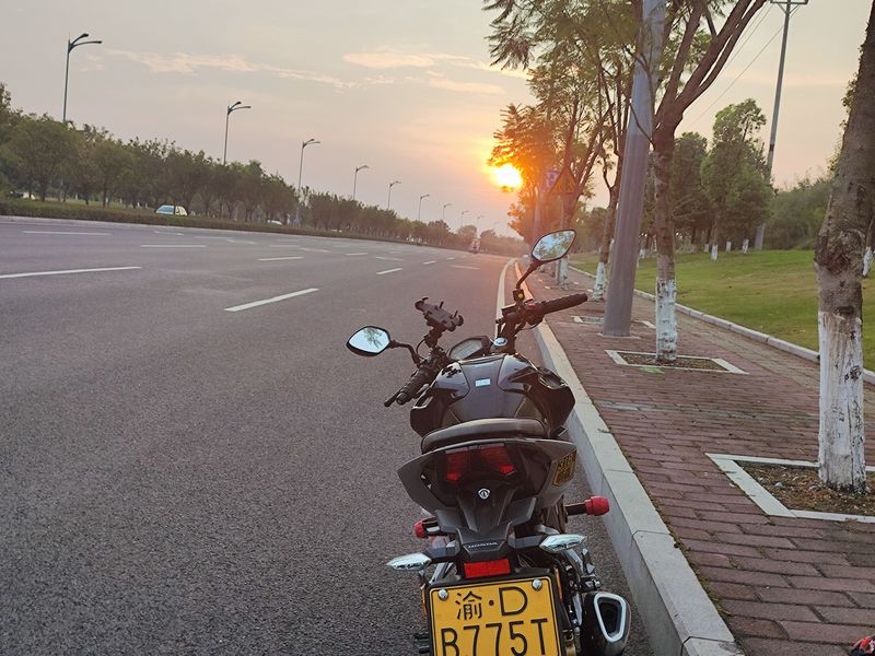 二手五羊本田CB190R 暴锋眼
