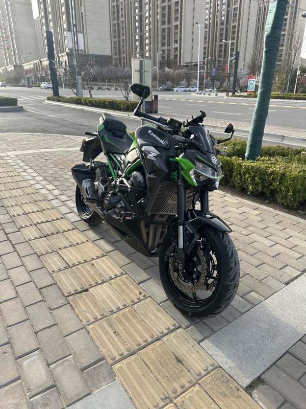 二手川崎Z900
