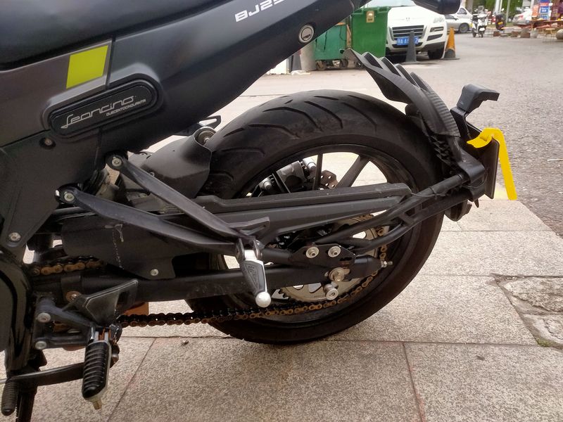 二手贝纳利幼狮 Leoncino 250