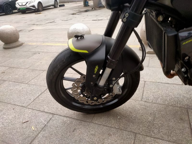 二手贝纳利幼狮 Leoncino 250