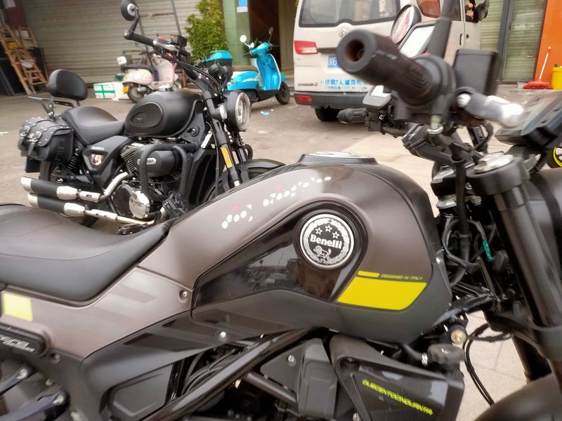 二手贝纳利幼狮 Leoncino 250