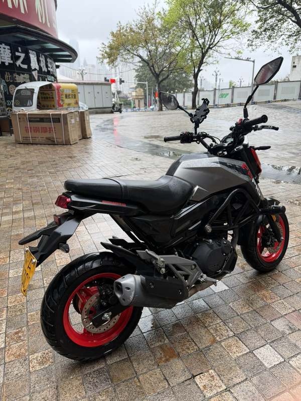 二手春风ST狒狒