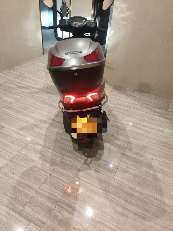 二手豪爵UCR100