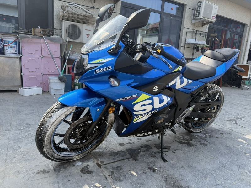 二手豪爵铃木GSX250R