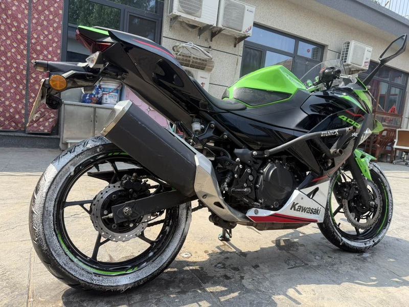 二手川崎Ninja 400