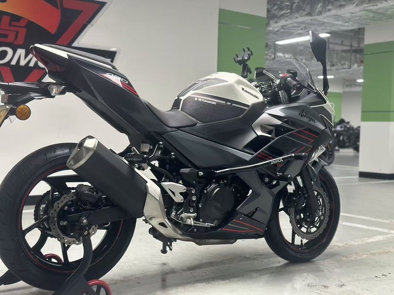 二手川崎Ninja 400