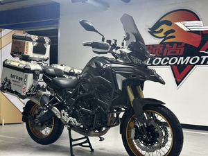 二手贝纳利TRK702