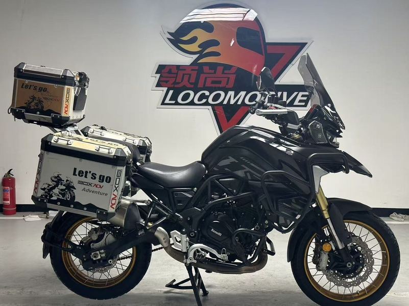 二手贝纳利TRK702