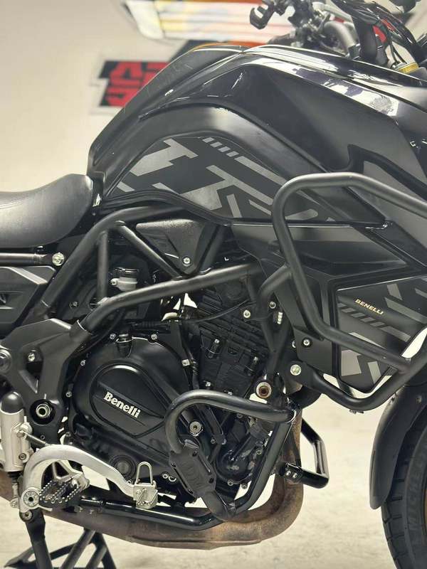 二手贝纳利TRK702