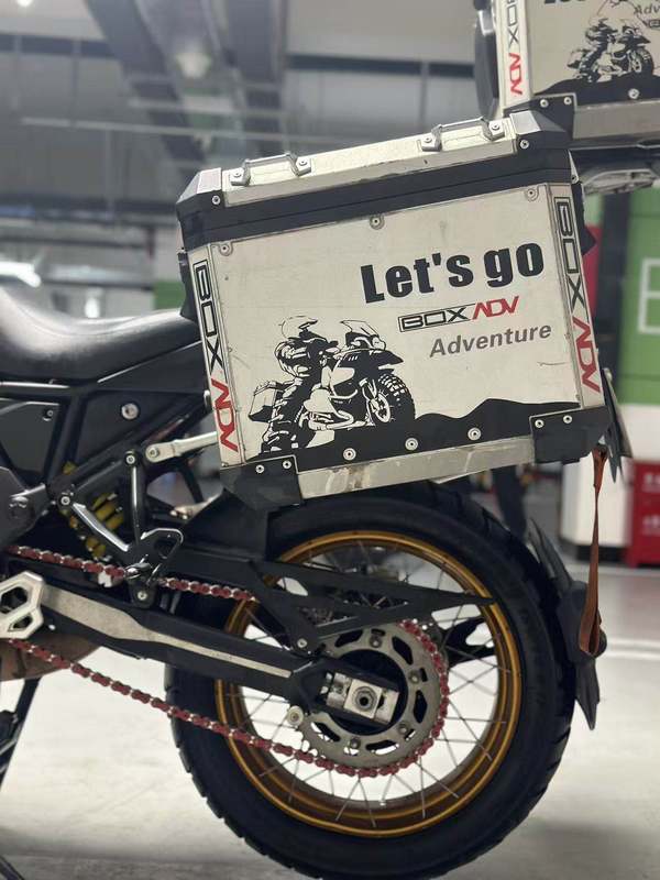 二手贝纳利TRK702