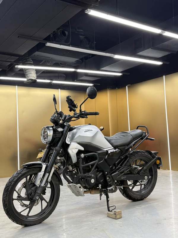 二手新大洲本田CBF190TR