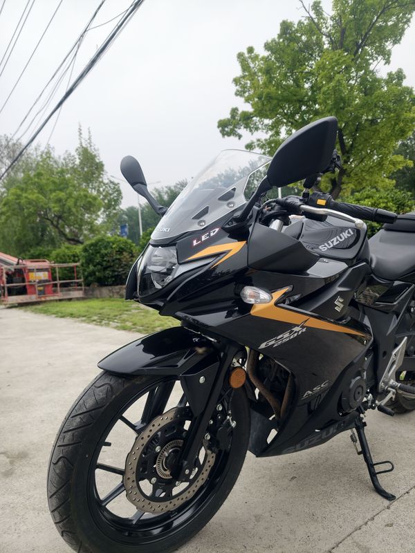 二手豪爵铃木GSX250R