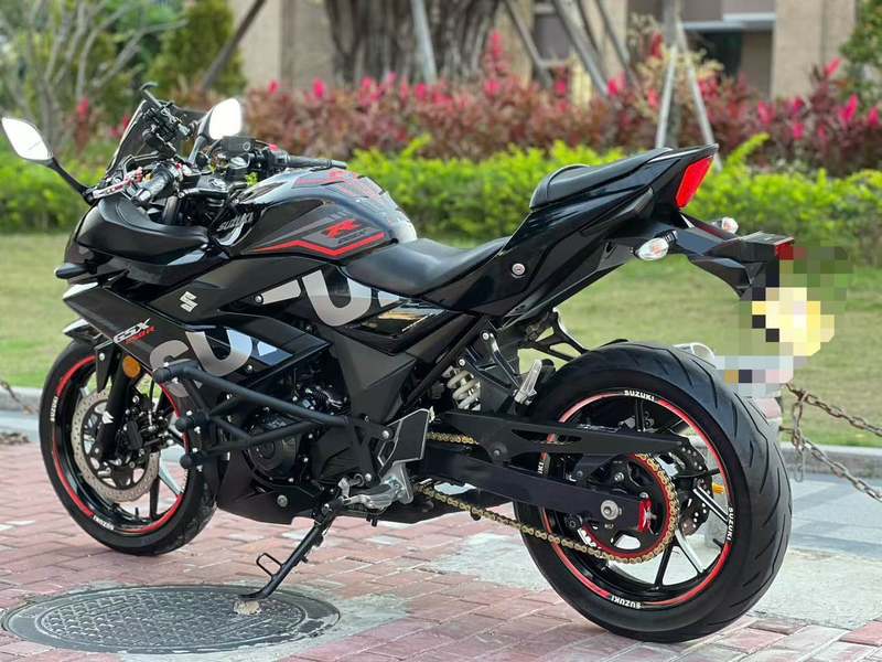 二手豪爵铃木GSX250R