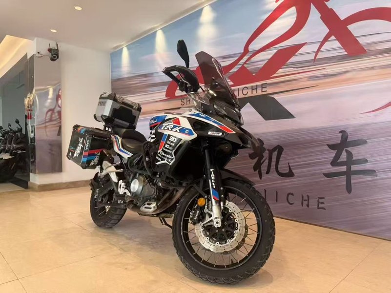 二手贝纳利金鹏 TRK502