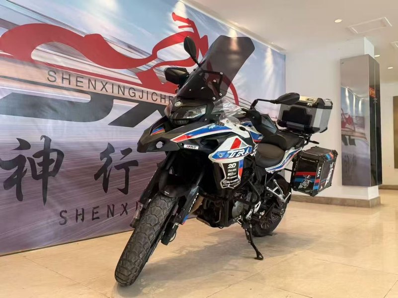 二手贝纳利金鹏 TRK502