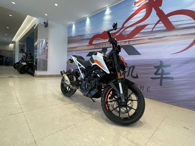 二手KTMR2R390 Duke