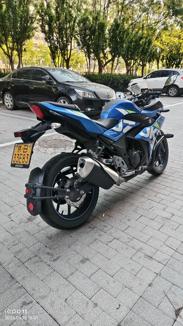 二手豪爵铃木GSX250R