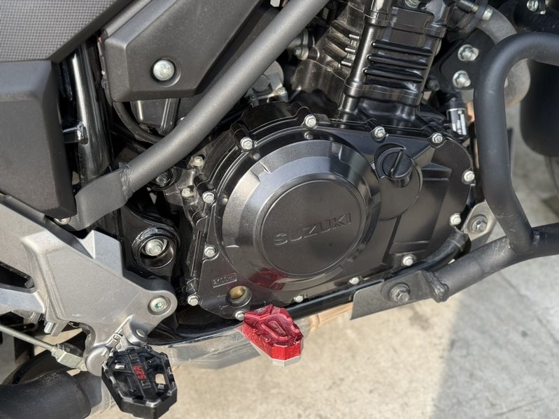 二手豪爵铃木DL250