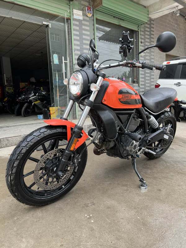 二手杜卡迪Scrambler Sixty2