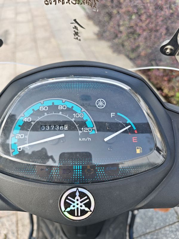 二手建设雅马哈旭鹰125