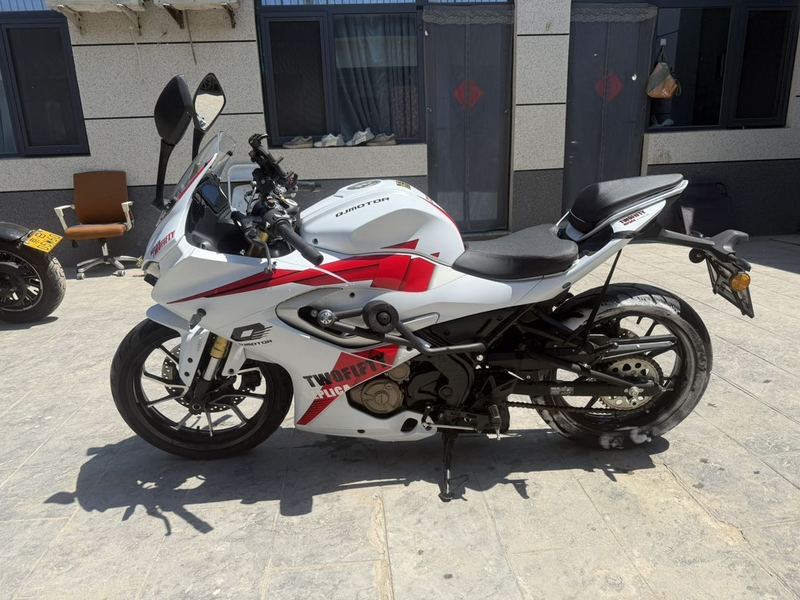 二手QJMOTOR赛250