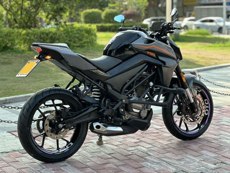 二手春风250NK