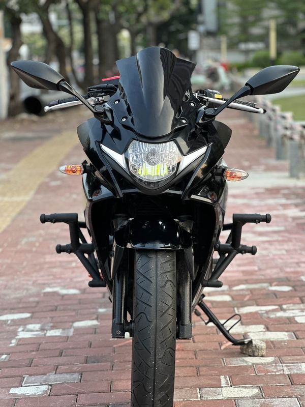 二手豪爵铃木GSX250R