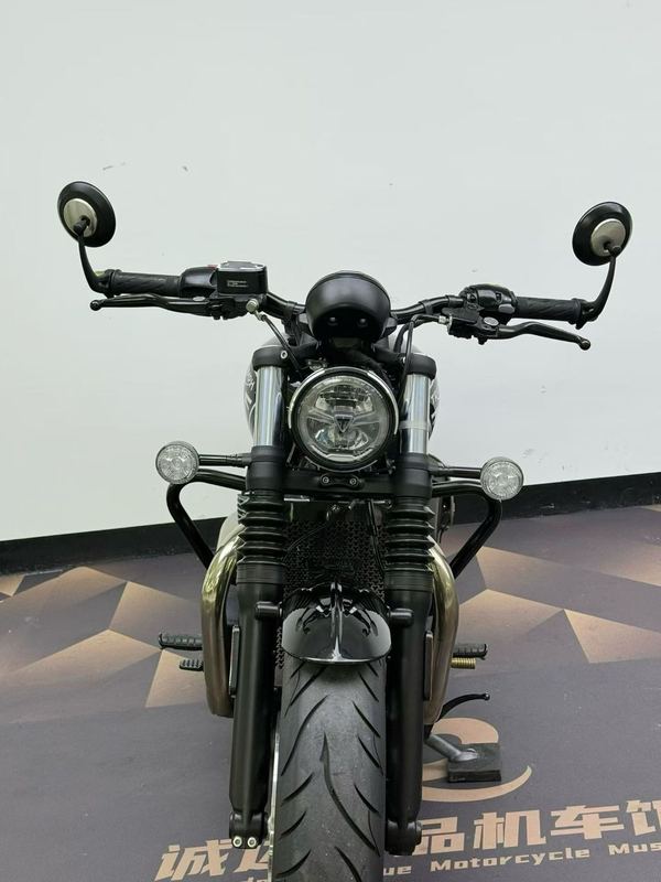 二手凯旋Bonneville Bobber