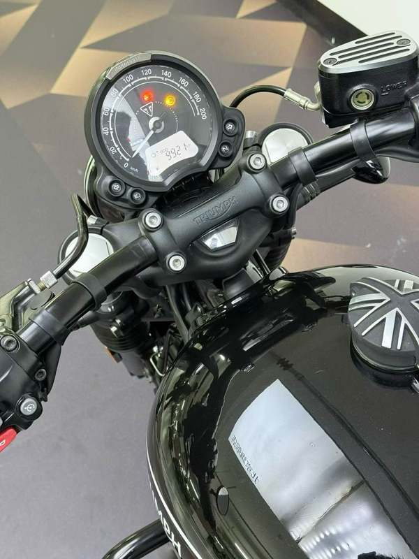 二手凯旋Bonneville Bobber