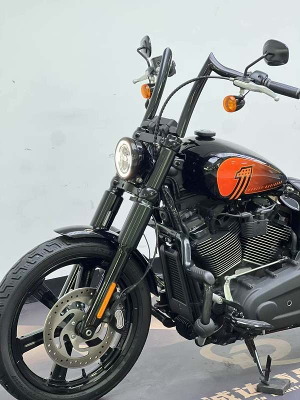 二手哈雷戴维森街霸 Street Bob