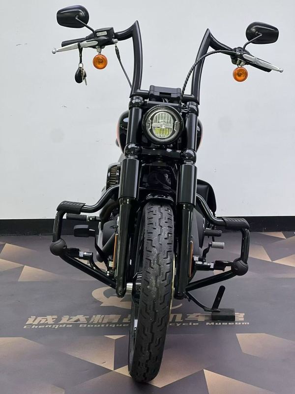二手哈雷戴维森街霸 Street Bob