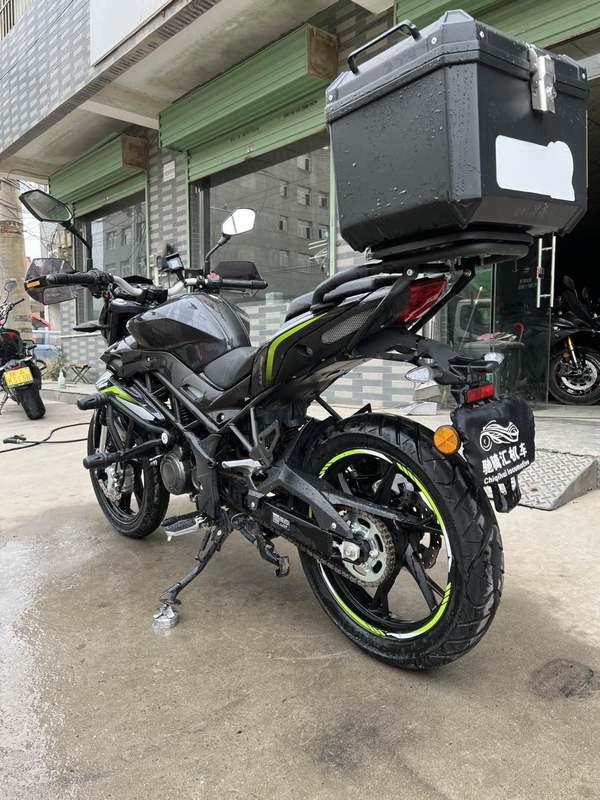 二手贝纳利红宝龙 TNT150i