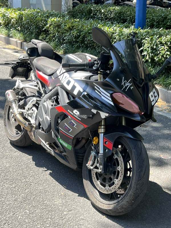 二手QJMOTOR赛800