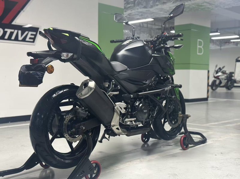 二手川崎Z400