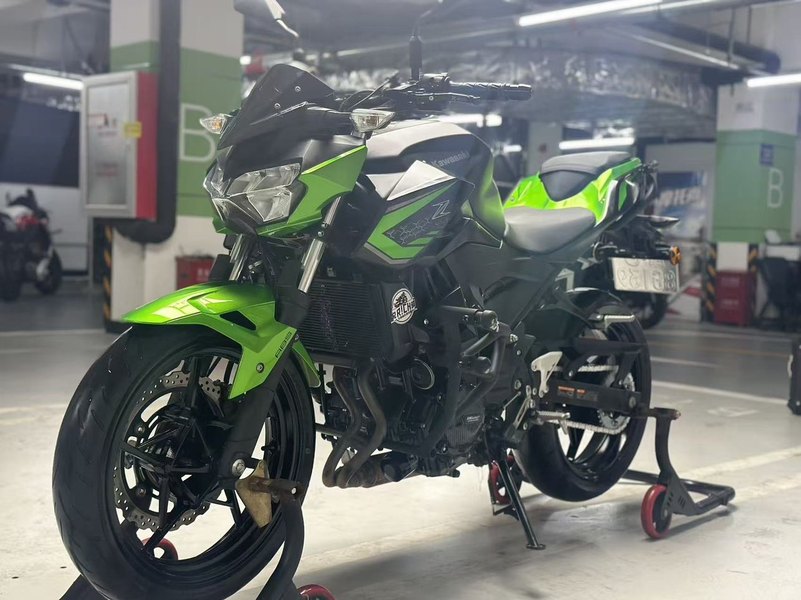 二手川崎Z400