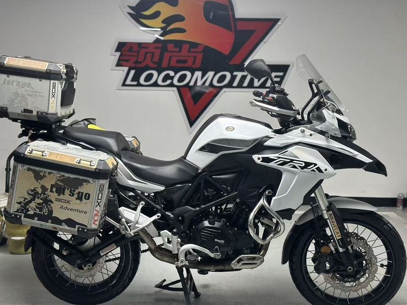 二手贝纳利金鹏 TRK502