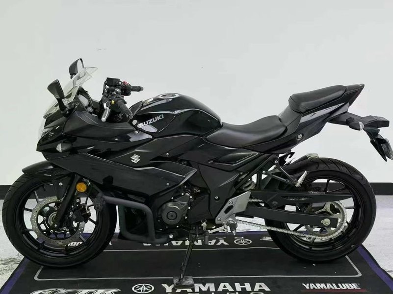 二手豪爵铃木GSX250R
