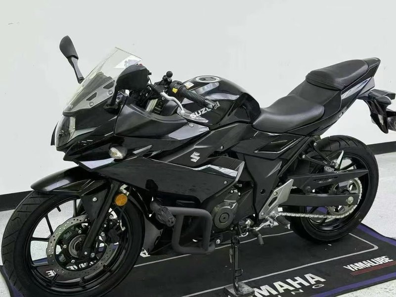 二手豪爵铃木GSX250R