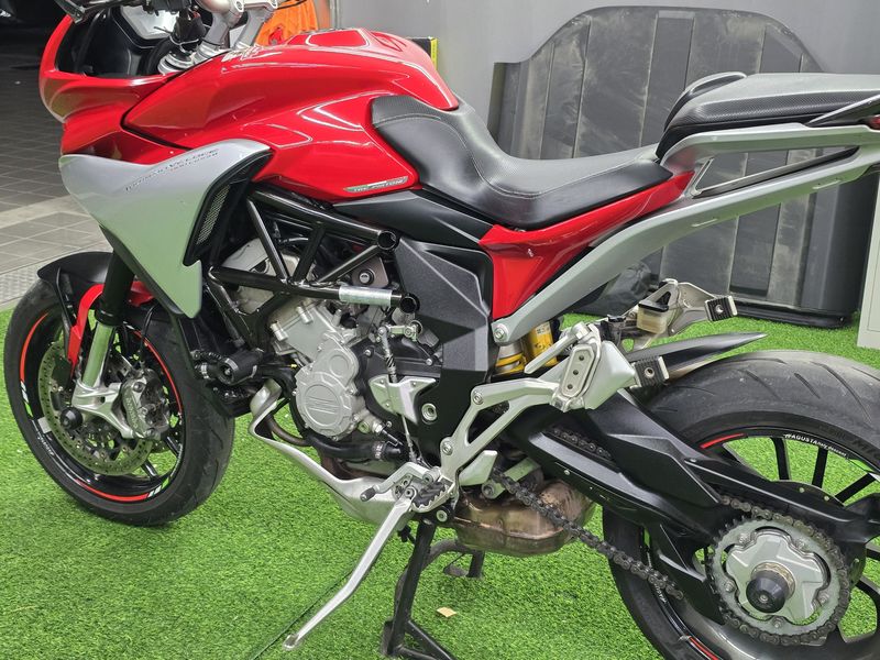 二手奥古斯塔Turismo Veloce 800